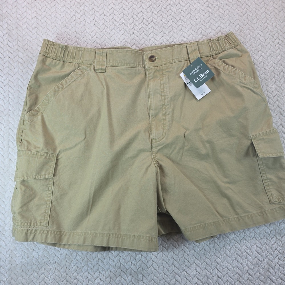LL Bean Mens Comfort Waist Cargo Shorts Khaki Tan Cotton 224994 Size 40W NEW